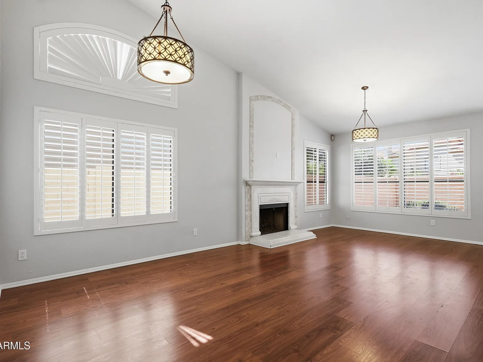 3 bed, 2.0 bath, 1592 sqft, $2,600 — Photo 3