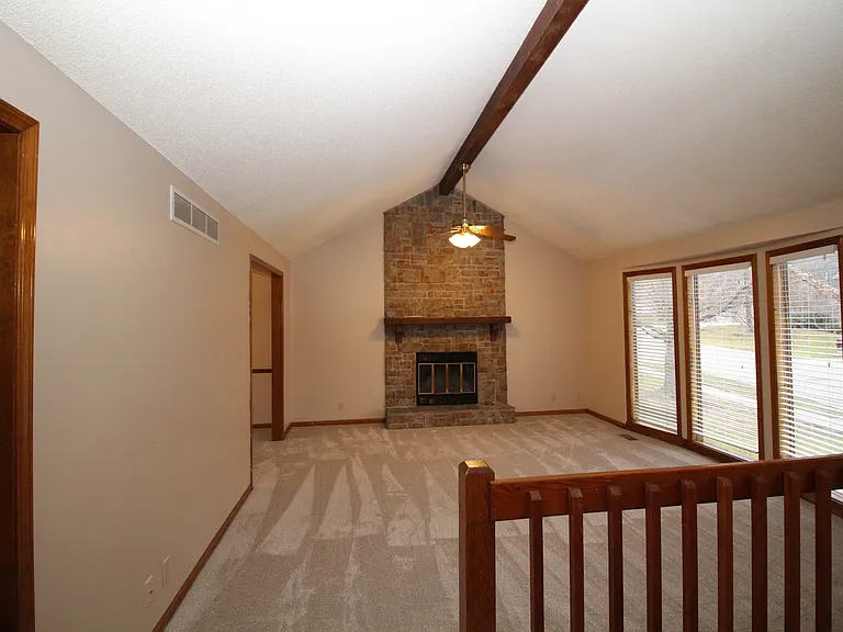 11616 Oakmont St — Photo 3