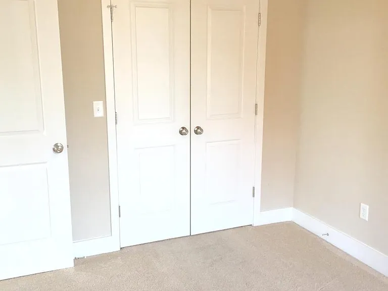 226 E Rochelle St #1 — Photo 15