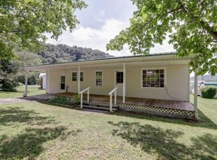 230 Hillcrest St, Rogersville, TN 37857