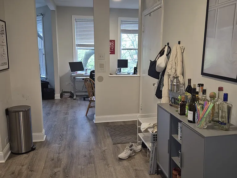 854 W George St #3 — Photo 5