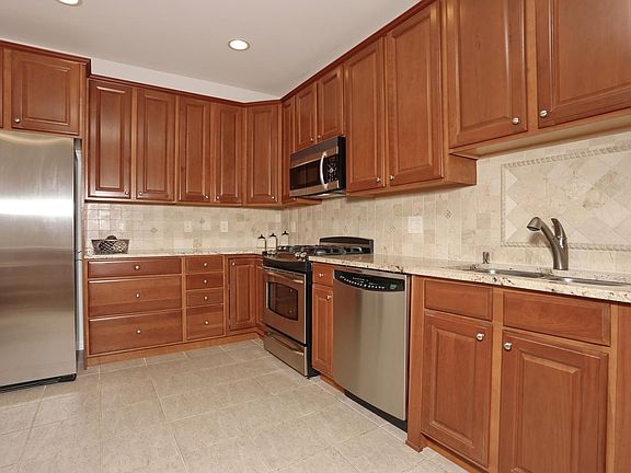 Granite Tops and Stainless
