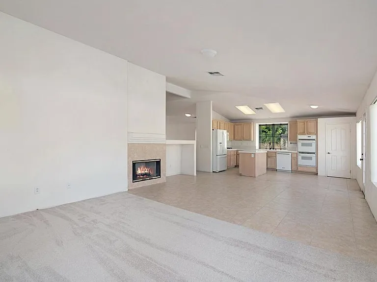 86 Beekman Pl — Photo 17