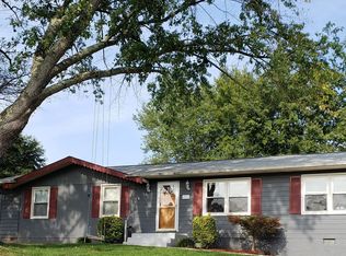 220 Oak Grove Ln, Stafford, VA 22556