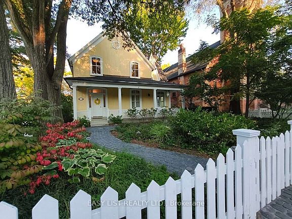 2nd image of 133 Main St