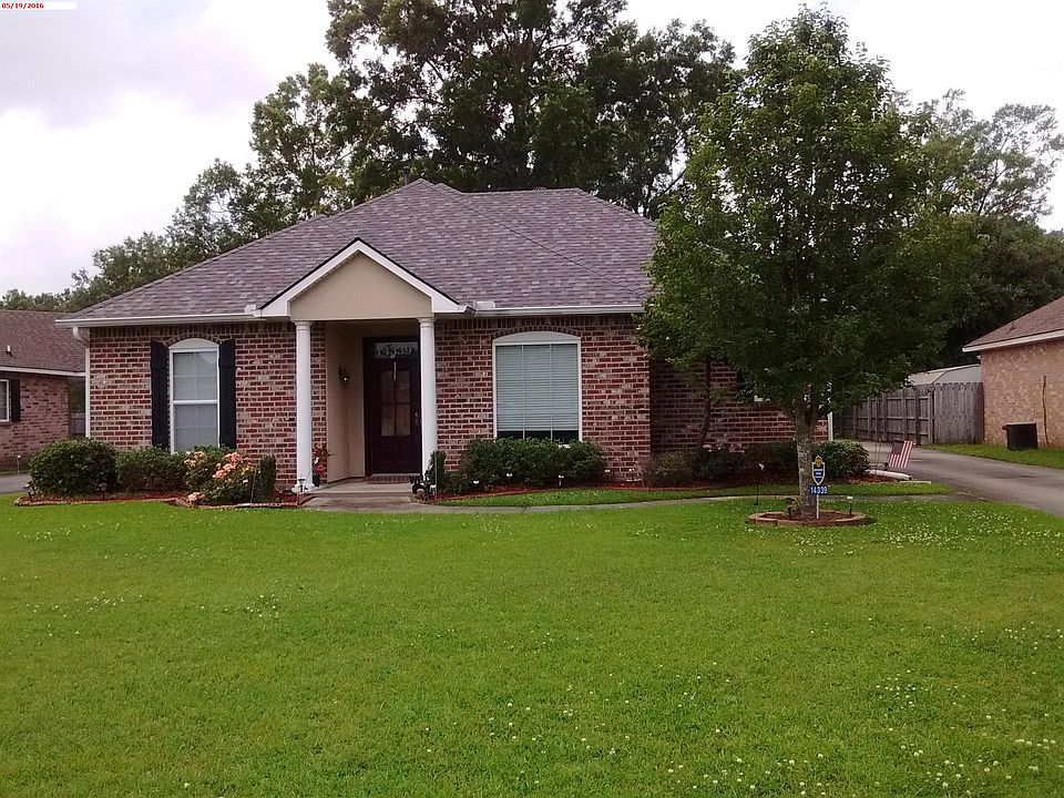1st image of 14339 Whispering Oaks Dr
