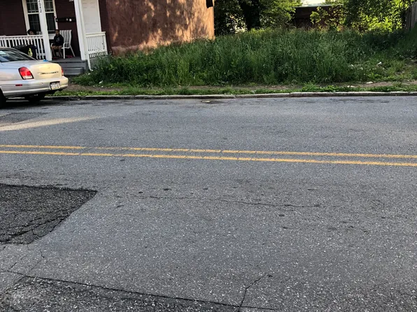 2044 N 4th St, Harrisburg, PA 17102