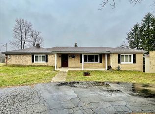 120 View Dr, Wellsburg, WV 26070