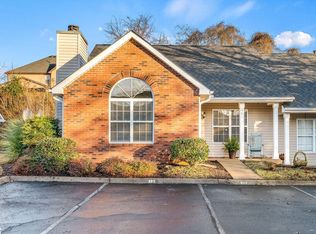 19 Enoree View Dr, Greer, SC 29650