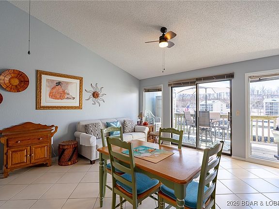 3rd image of 123 Southwood Shores Pl #4C