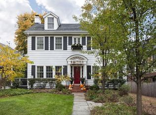 567 Hill Ter, Winnetka, IL 60093