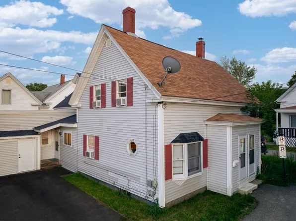 9 School Street, Biddeford, ME 04005