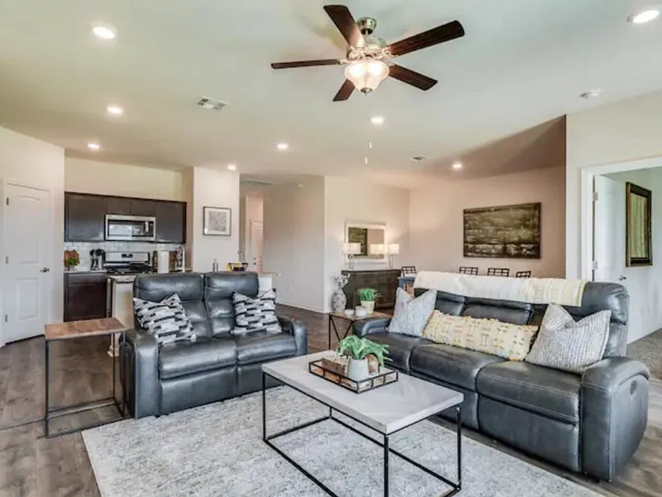 406 Starlight Dr