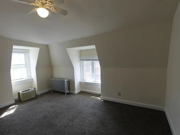 7174 Germantown Ave — Photo 16