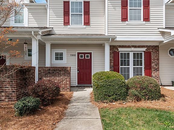 2nd image of 5910 Hollow Wood Ct