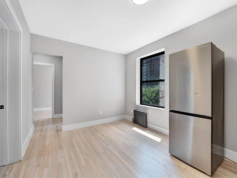 545 W 125th St #41 — Photo 9