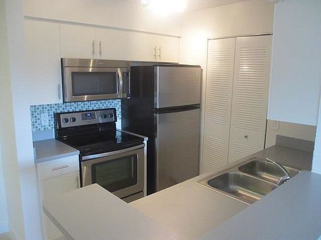 1st image of 1247 SW 46th Ave APT 1308