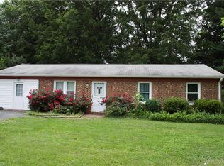 4846 Dippen Rd, Winston Salem, NC 27105