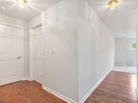 5th image of 51 Park Edge #1-D