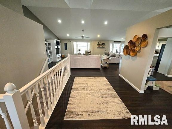 3rd image of 15185 N Shiloh Dr