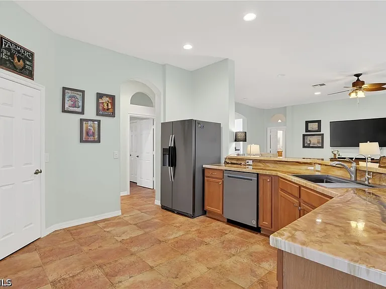 11801 Pine Timber Ln — Photo 18