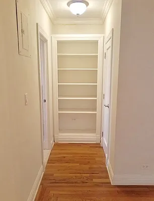 Rented by Stonehenge NYC LLC | media 22