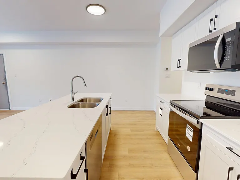454 Pond Mills Rd #9 — Photo 12