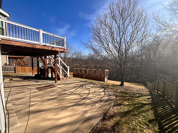 3rd image of 1558 Glenn Brooke Woods Cir
