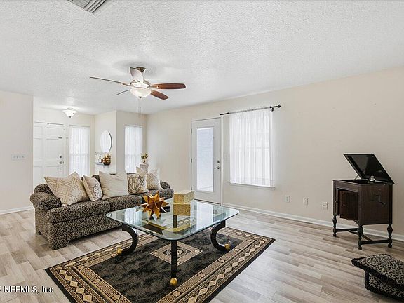 2nd image of 4132 STILLWOOD Drive