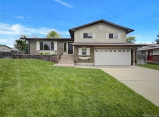 7384 E Hinsdale Dr, Centennial, CO 80112