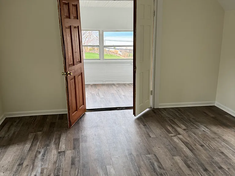 261 Beach Ave #2 — Photo 8