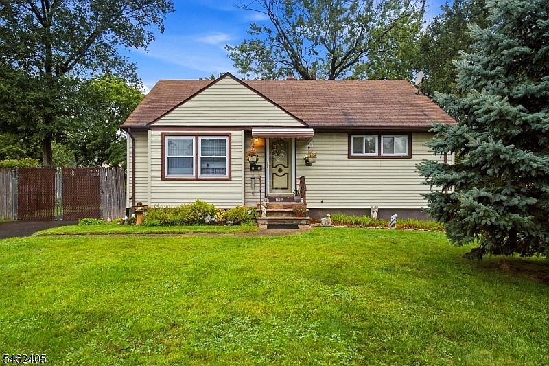 1st image of 1449 Frances Ln