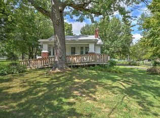 345 S Wyckles Rd, Decatur, IL 62522