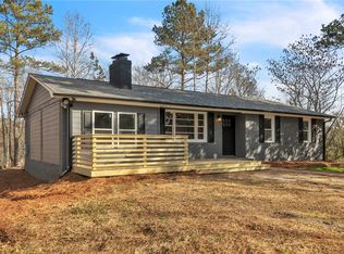 154 E Preston McDaniel Rd, Pickens, SC 29671