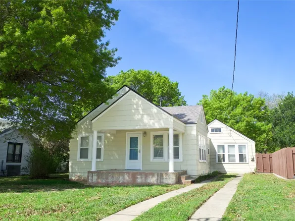609 N Main St, Muenster, TX 76252