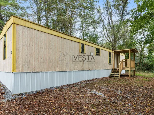 703 Macedonia Rd, Asheville, NC 28804