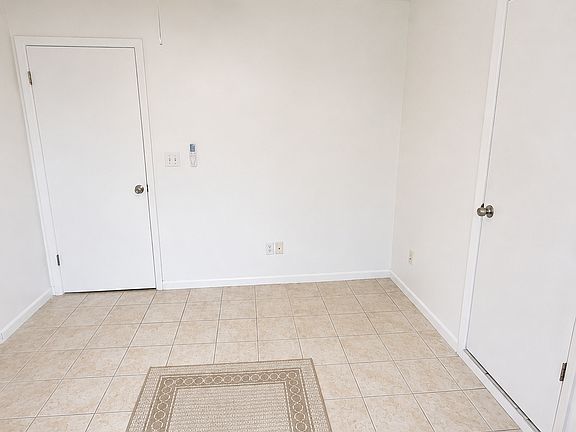3rd image of 5009 20th St #2
