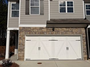 6672 Parsons St, Flowery Branch, GA 30542