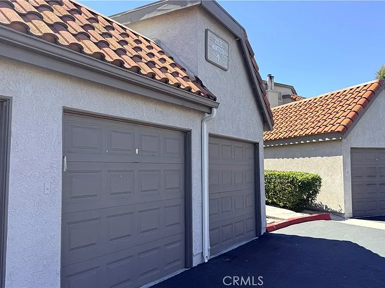 28141 Montecito #30 — Photo 28