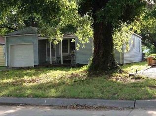 612 S Pinecrest Ave, Wichita, KS 67218
