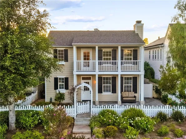 27032 Edgewater Ln, Santa Clarita, CA 91355