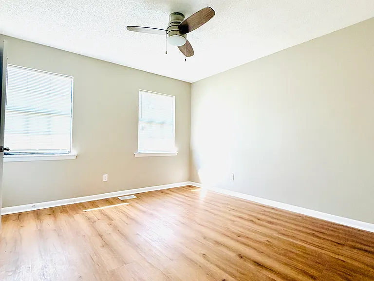 6 Almond Ct #3C — Photo 11