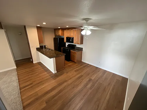 15412 La Mirada Blvd Photo 1