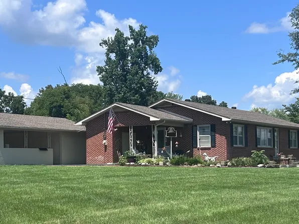 21 Tom Patton Rd, Pelham, TN 37366