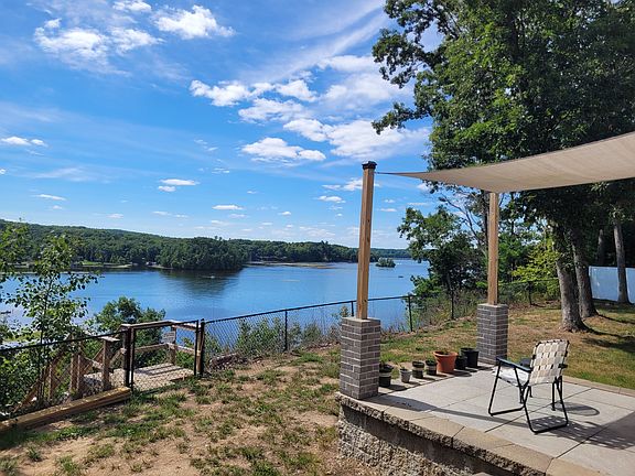 5th image of 6088 Pointview Ct