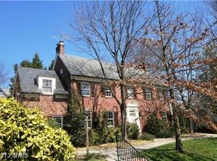 2016 Glen Dr, Alexandria, VA 22307