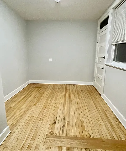 4452 N Winchester Ave #2 — Photo 9