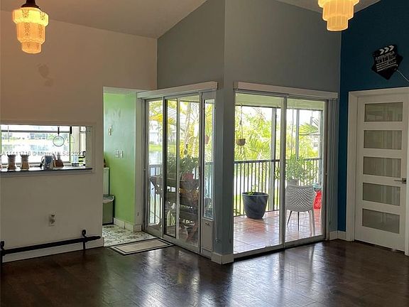 2nd image of 1453 S Liberty Ave #1453E