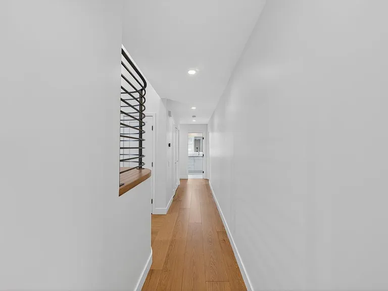 1347 Marlin Ave — Photo 37