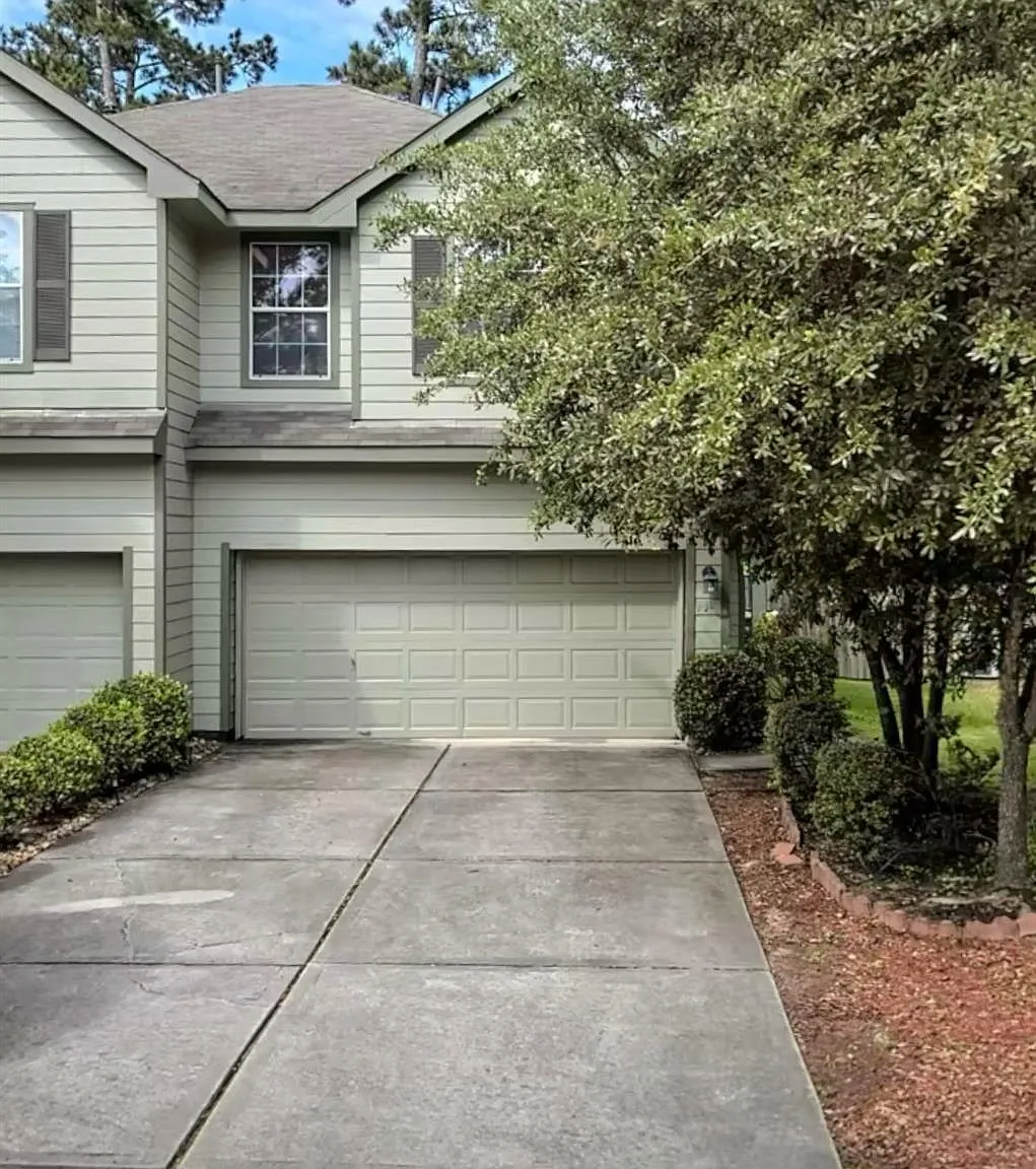 3 bed, 2.5 bath, 1503 sqft, $2,600 — Photo 2